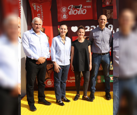 مصنع الحلويات "عليت" يبدأ بإنتاج منتجات الشوكولاتة